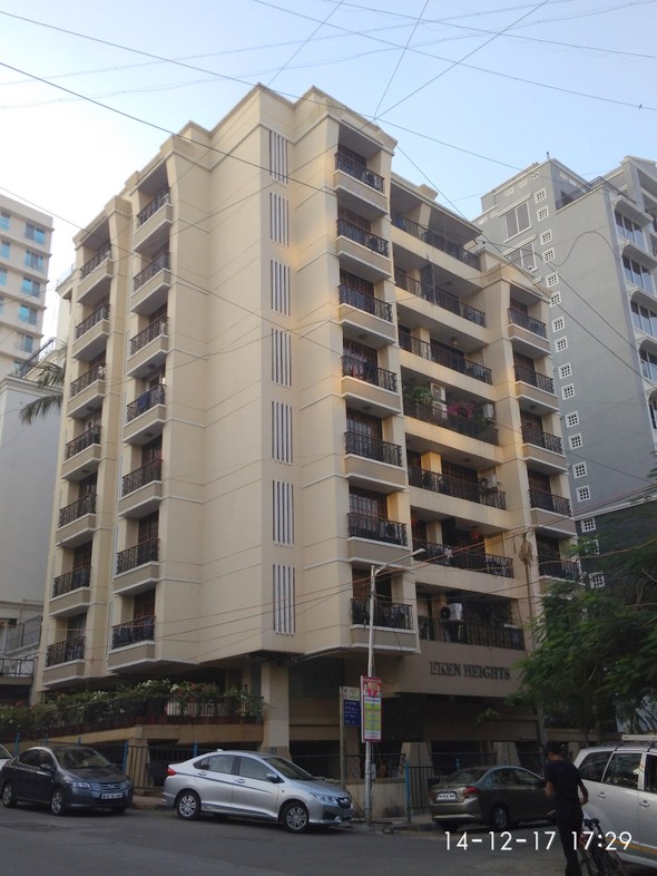 Eken Heights in Bandra West