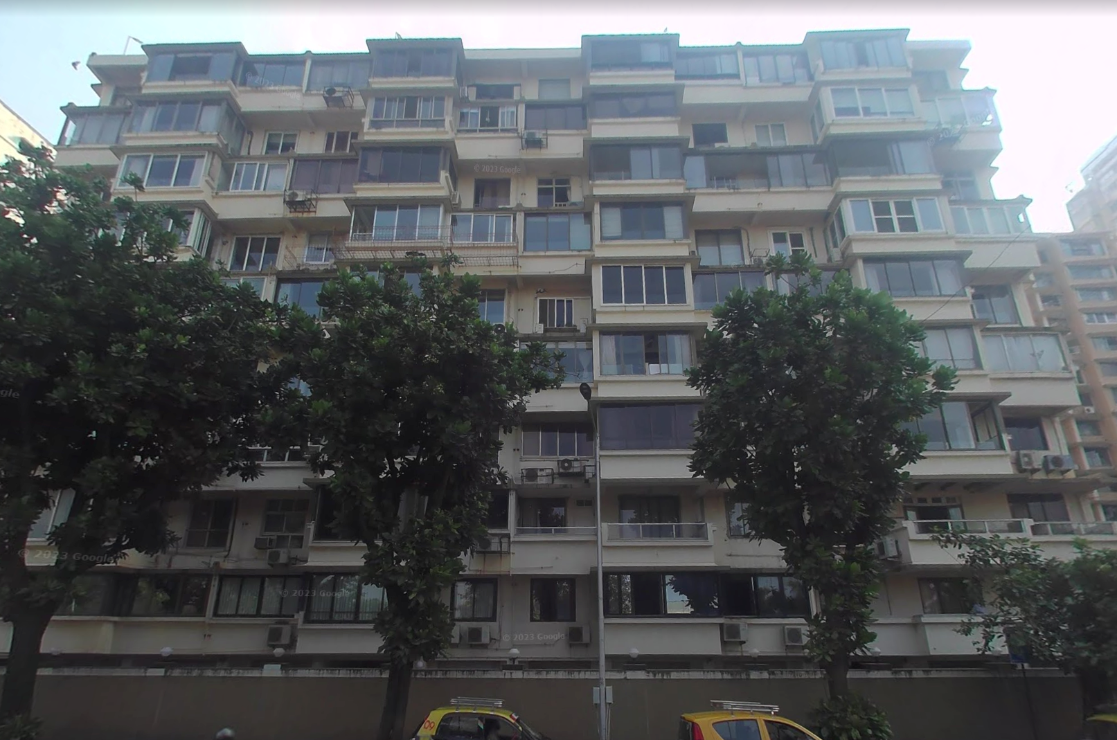 Mona Apartment in Breach Candy