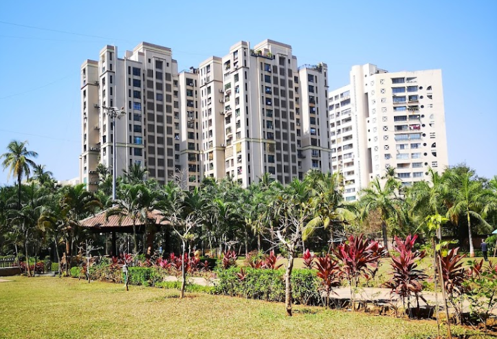 4 BHK Raj Classic in Andheri West