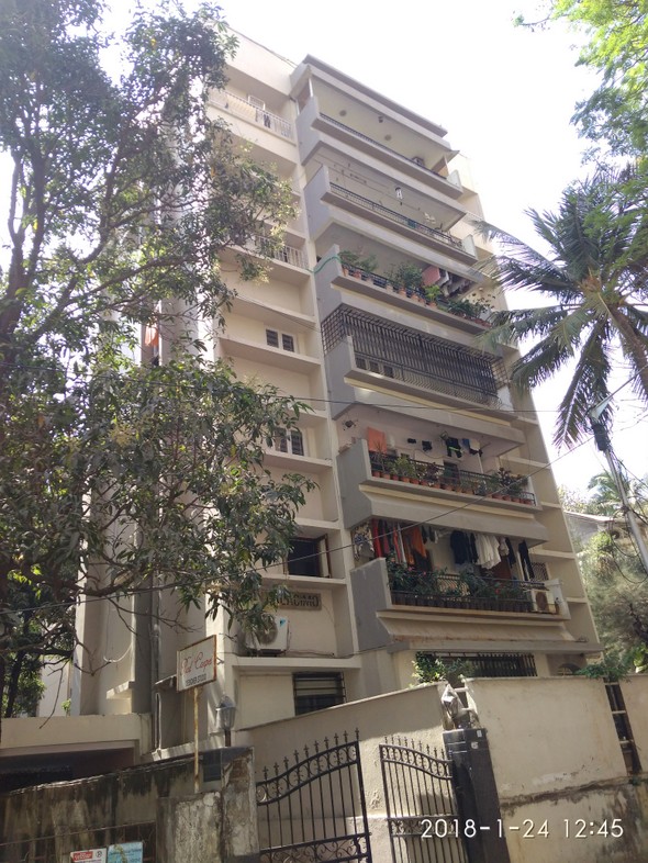 Palacimo in Santacruz West