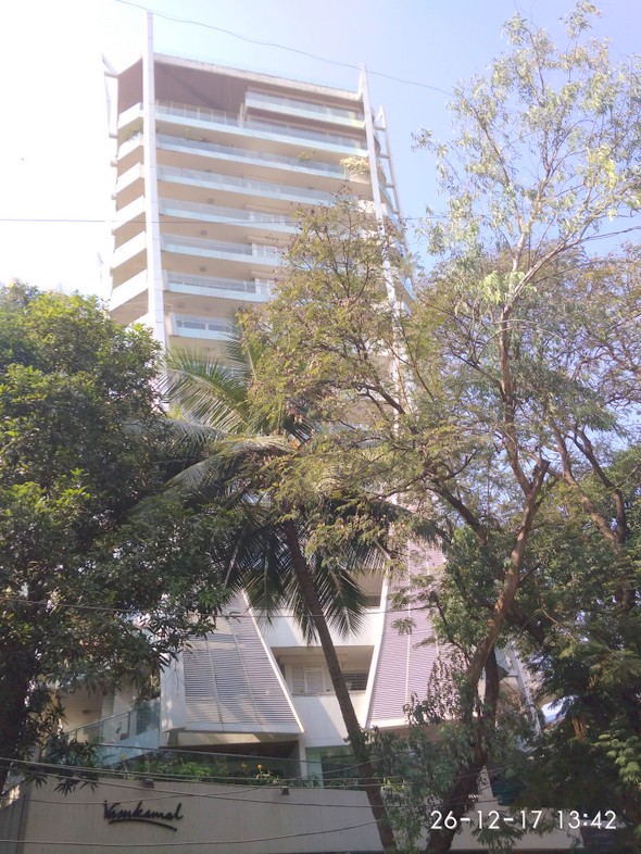 3 BHK Vasukamal in Bandra West