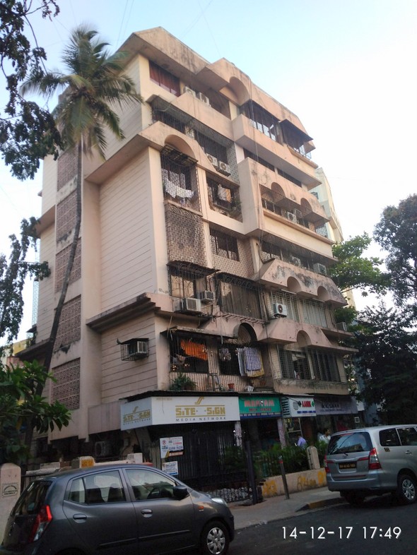 Royal Crest — Bandra West (1)