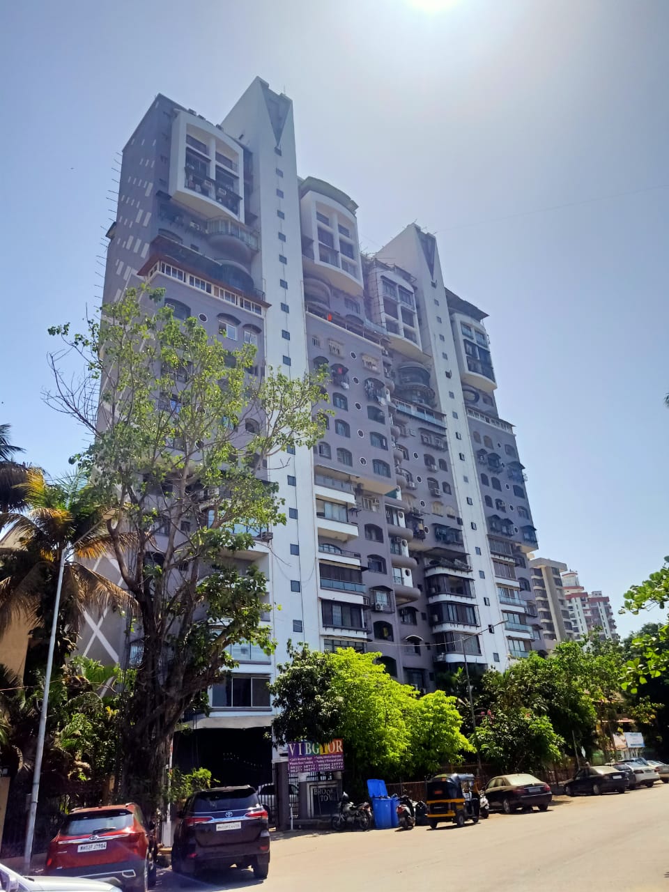 Brook Hill Tower in Andheri West