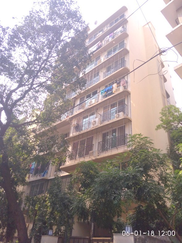 Laxmi Vihar in Khar West