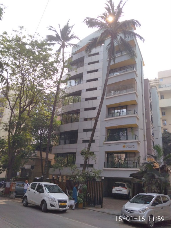 Flora in Khar West