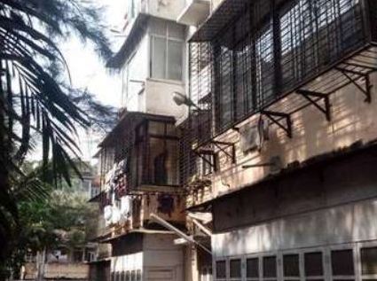 2 BHK Neet & Geet CHS in Santacruz West
