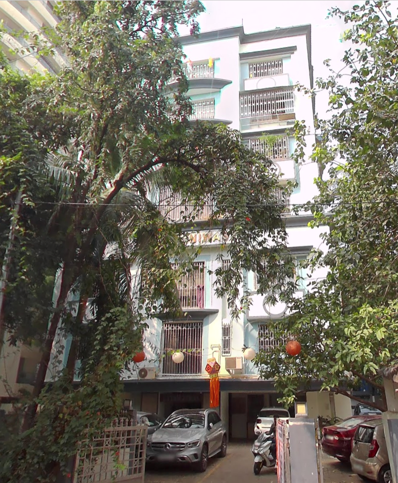 2 BHK Uttam Niwas in Bandra West