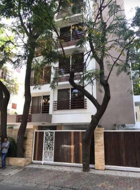 Jems Ville in Bandra West
