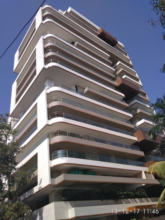 Puja Casa โ Bandra West