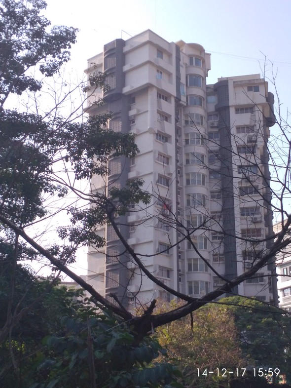 4 BHK Breezy Heights in Bandra West