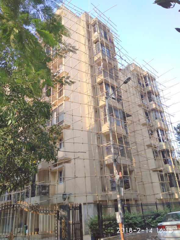 2 BHK Homeland in Andheri West