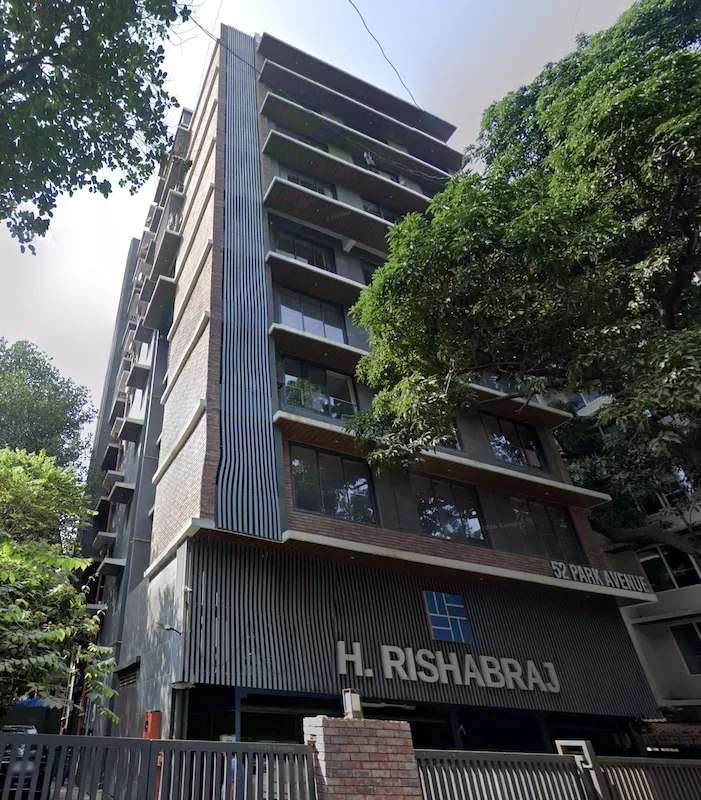 52 Park Avenue in Khar West