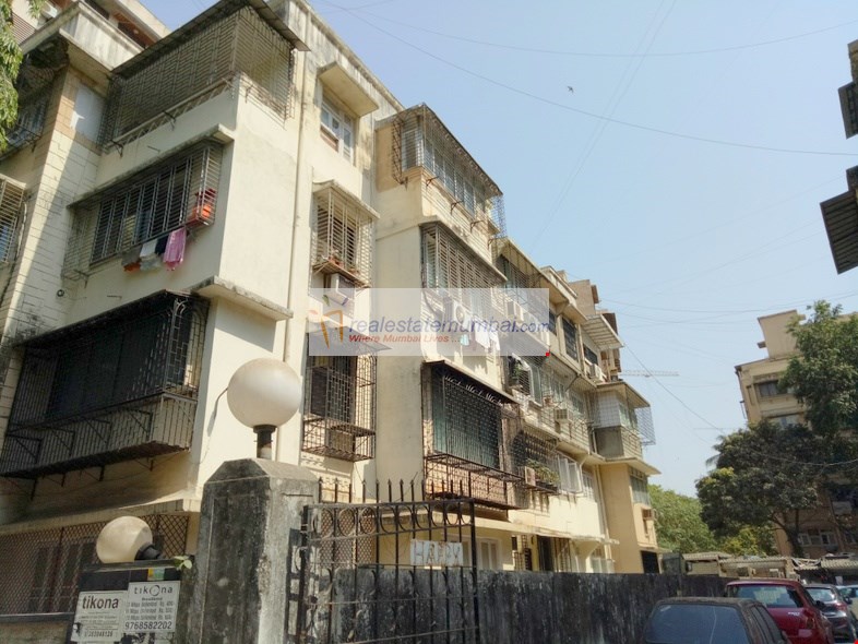 Savita in Bandra West