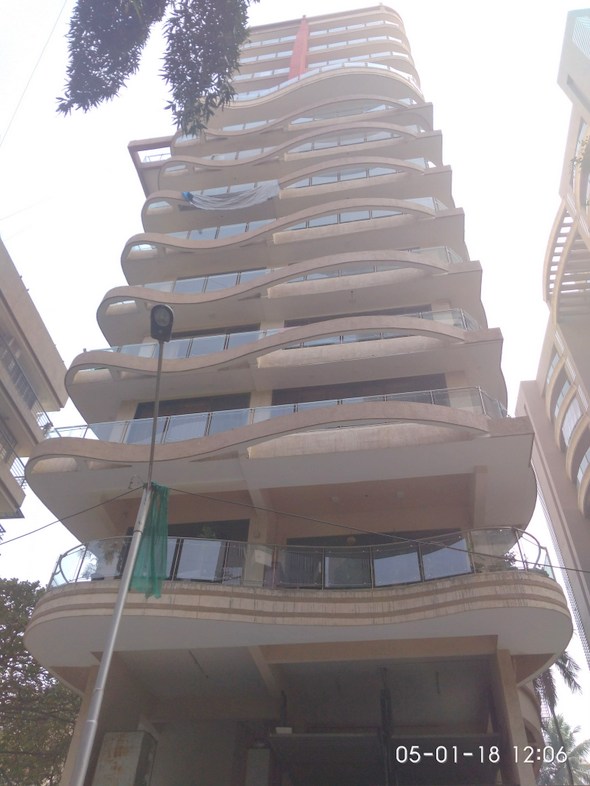 Wigwam in Khar West