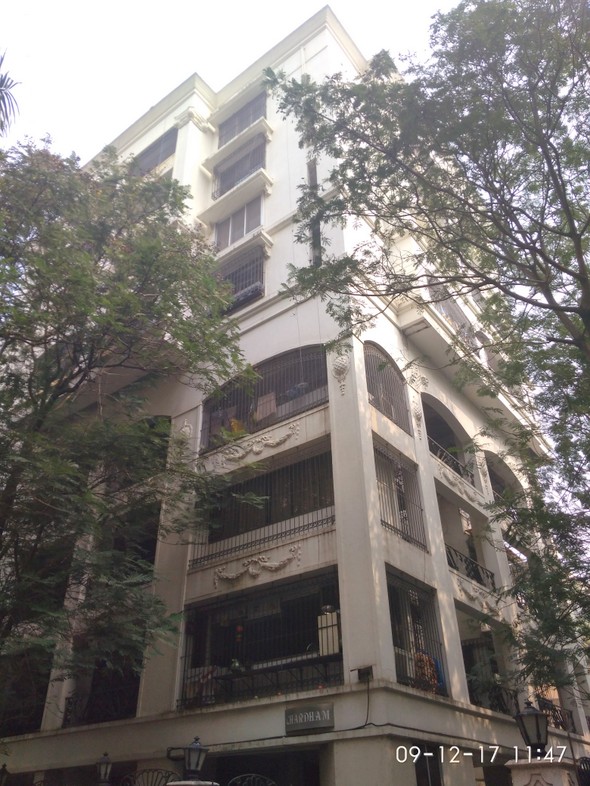 Char Dham in Bandra West