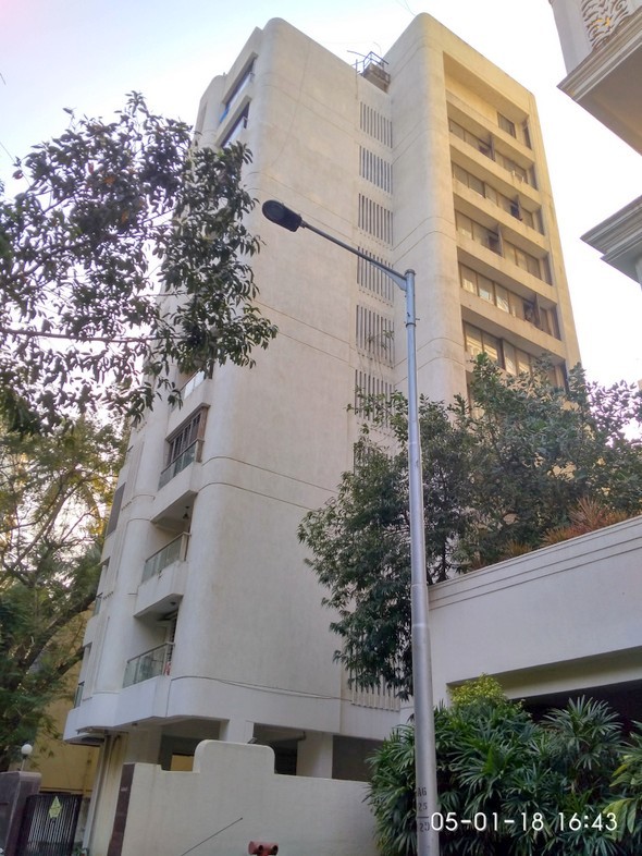 Urvashi Terraces in Khar West