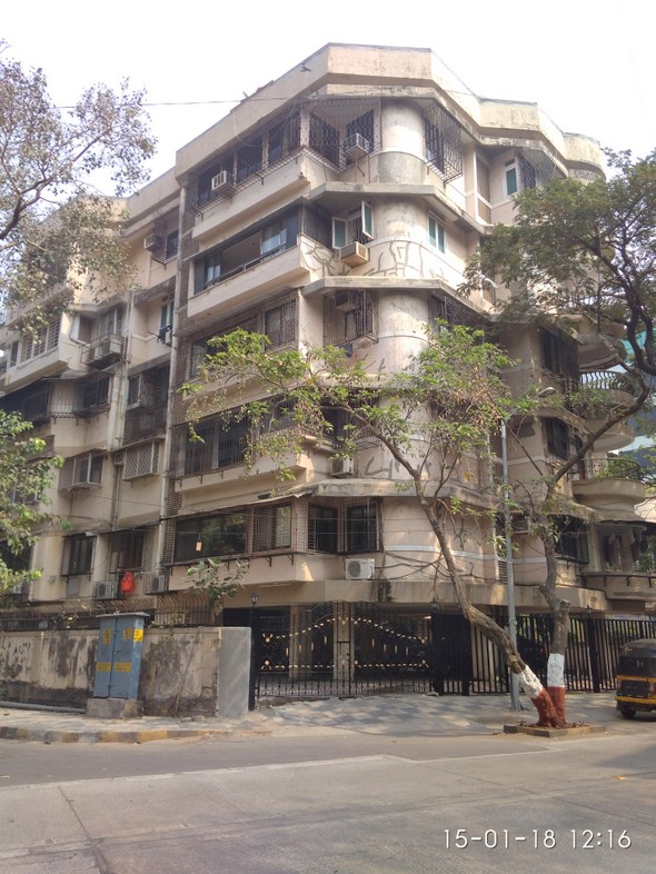 2 BHK Dwarka in Khar West
