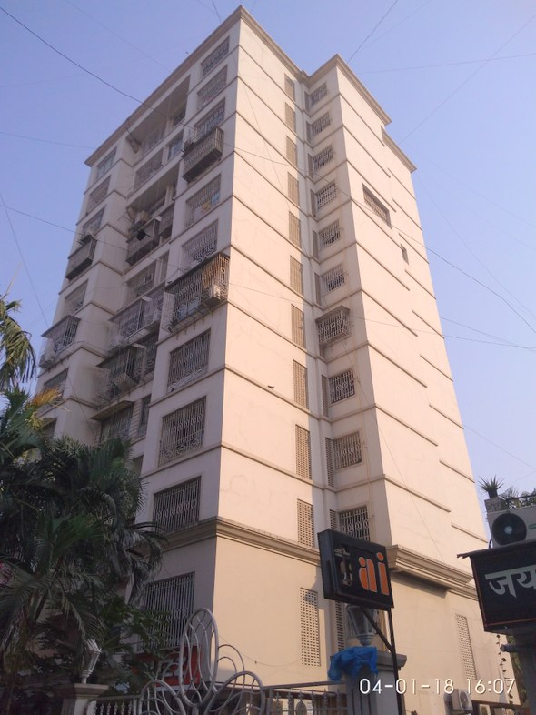 Pearl Heights in Khar West