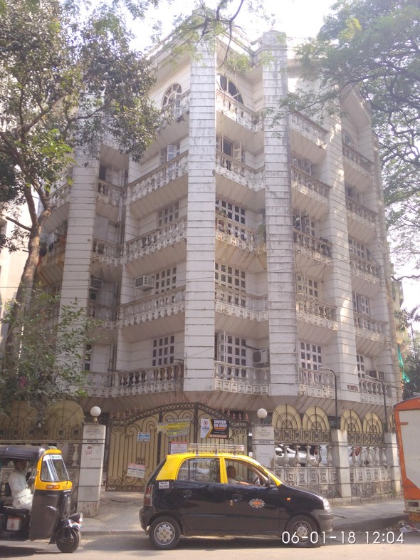 Vinita in Khar West