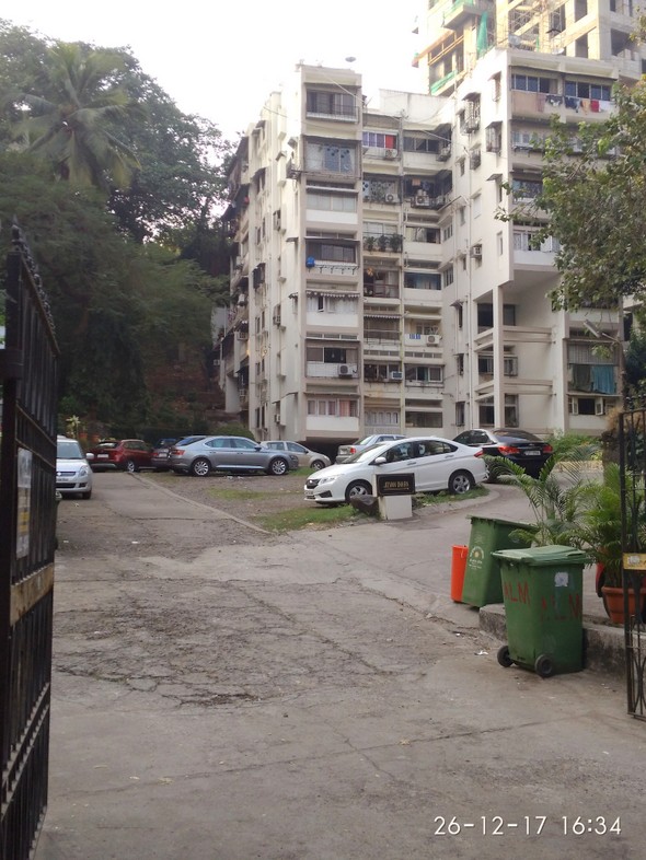 Jeevan Dhara in Bandra West