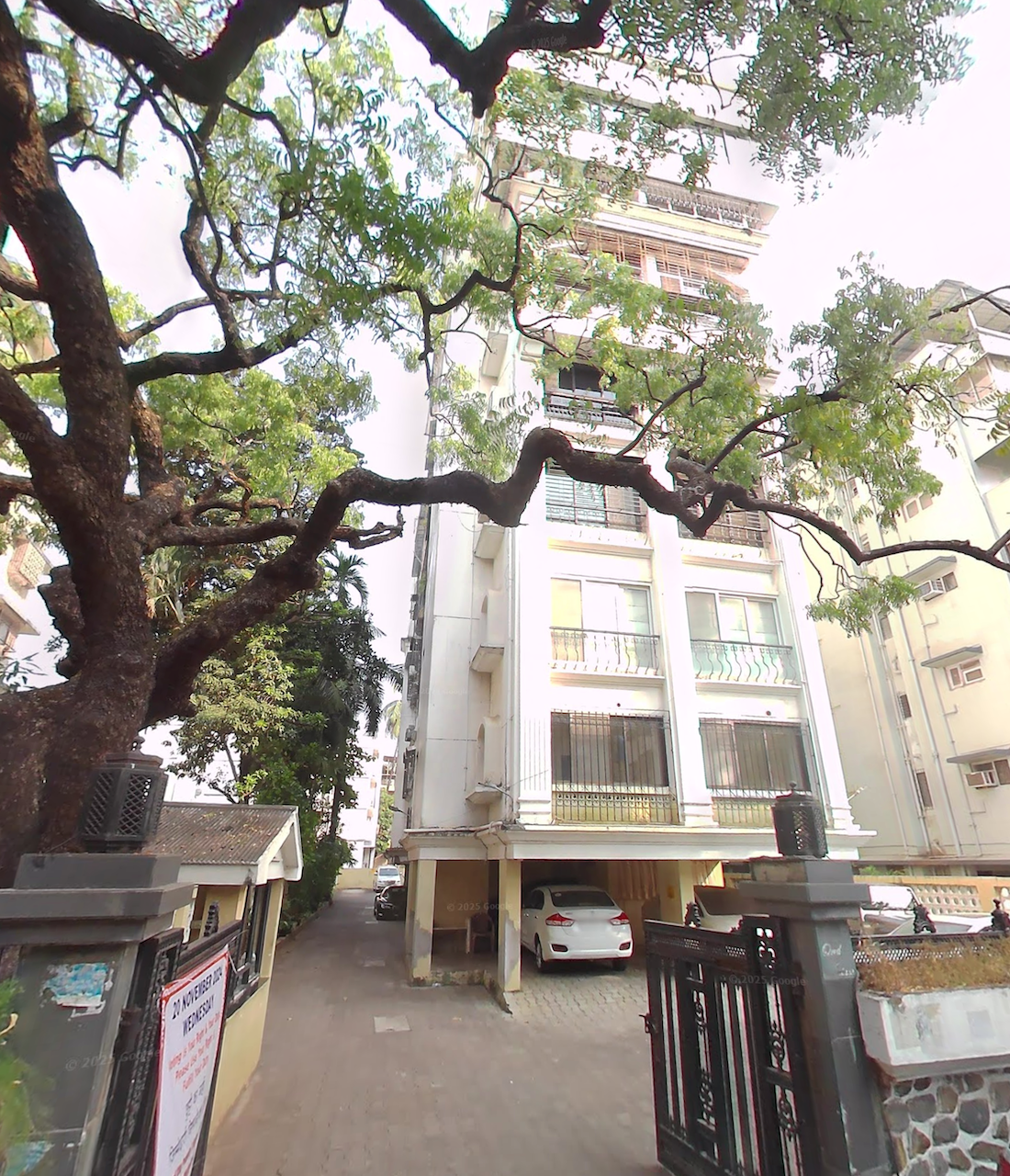 Orchard Palace in Bandra West