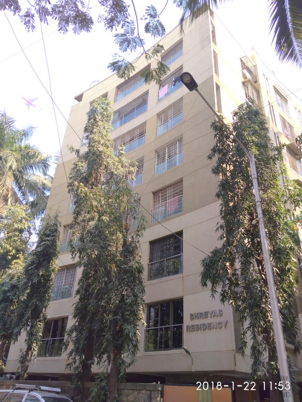 3 BHK Shreyas Residency in Santacruz West