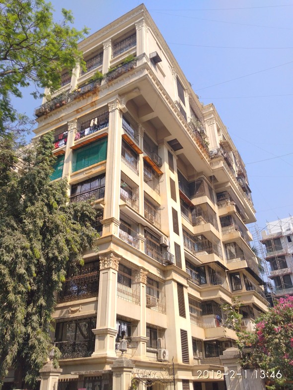 Lotia Mansion in Khar West