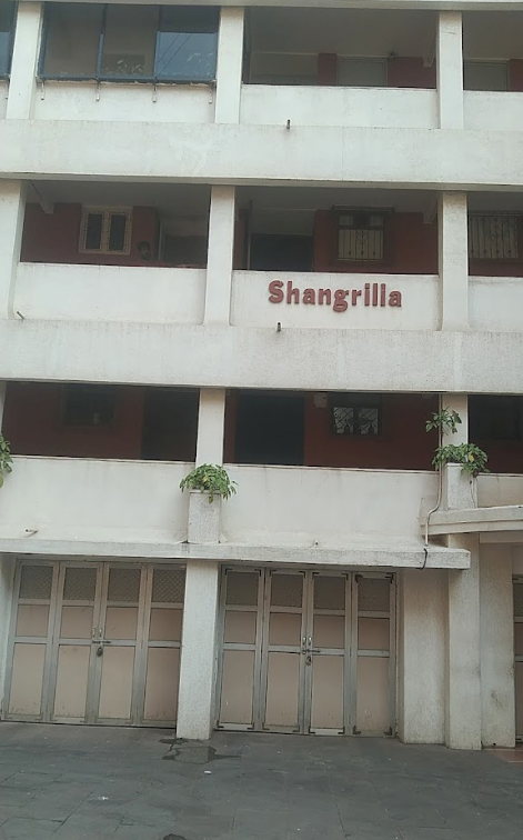 Shangrila Building flat for rent - Image 2
