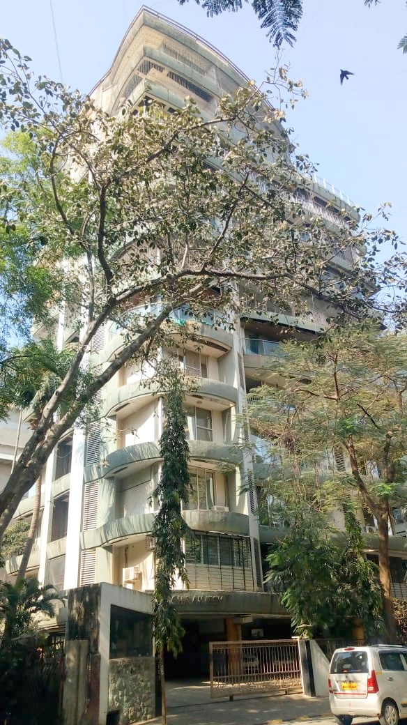 Chiranjeev in Juhu