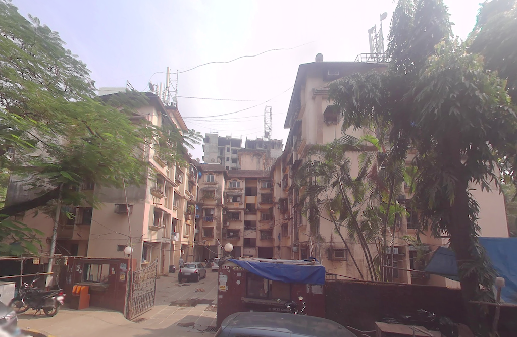 2 BHK Park Avenue in Andheri West