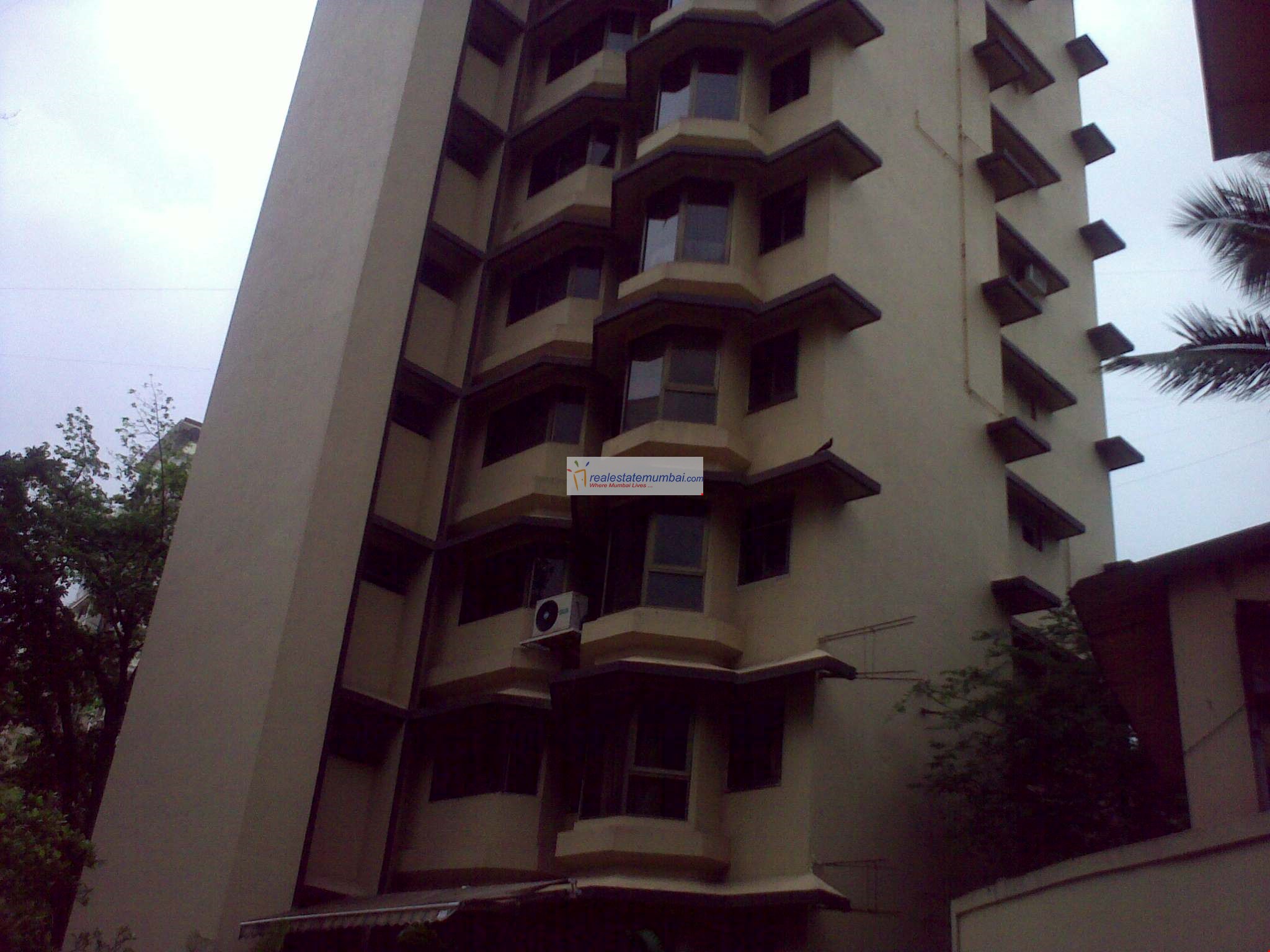 Solitaire Apartments — Bandra West (1)