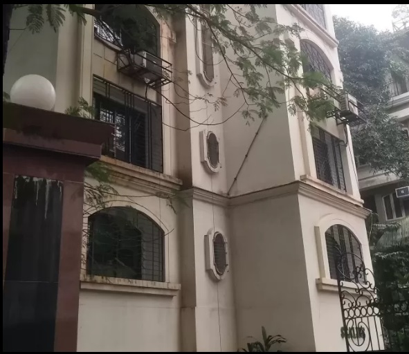 Sea Line in Khar West