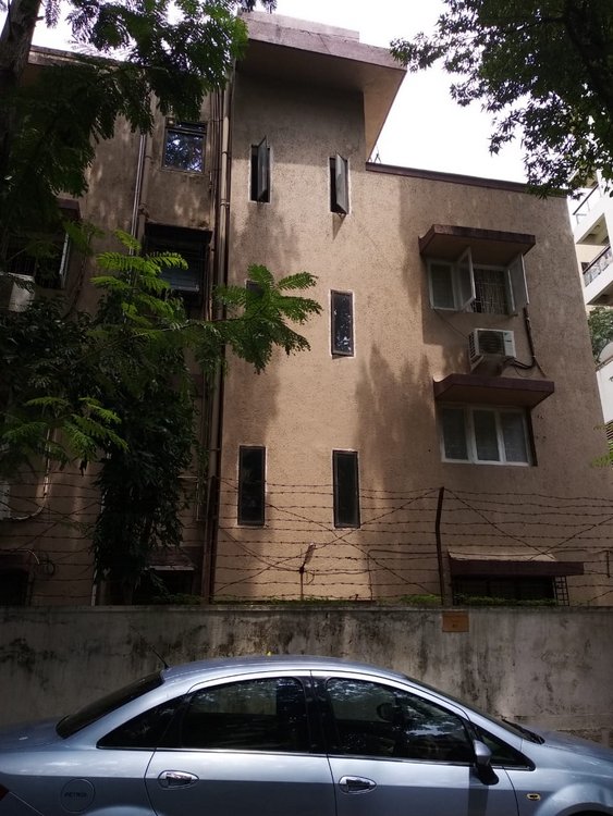 Rashmi B-7 โ Juhu
