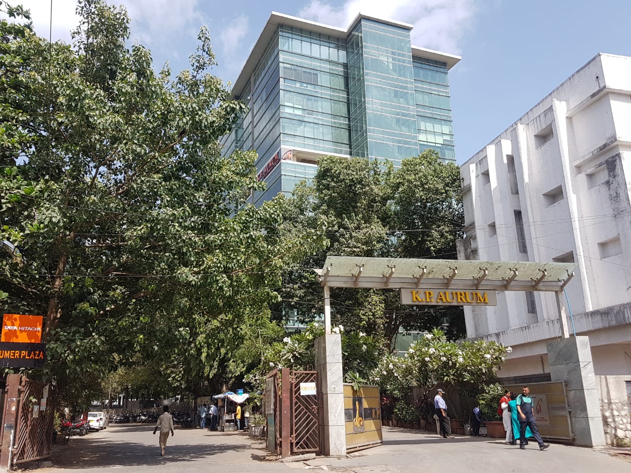 K P Aurum in Andheri East