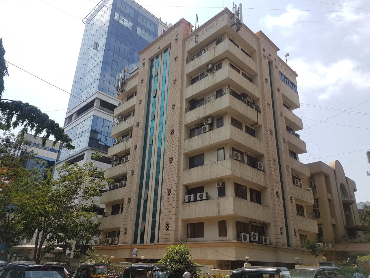 Hari Om Chambers in Andheri West