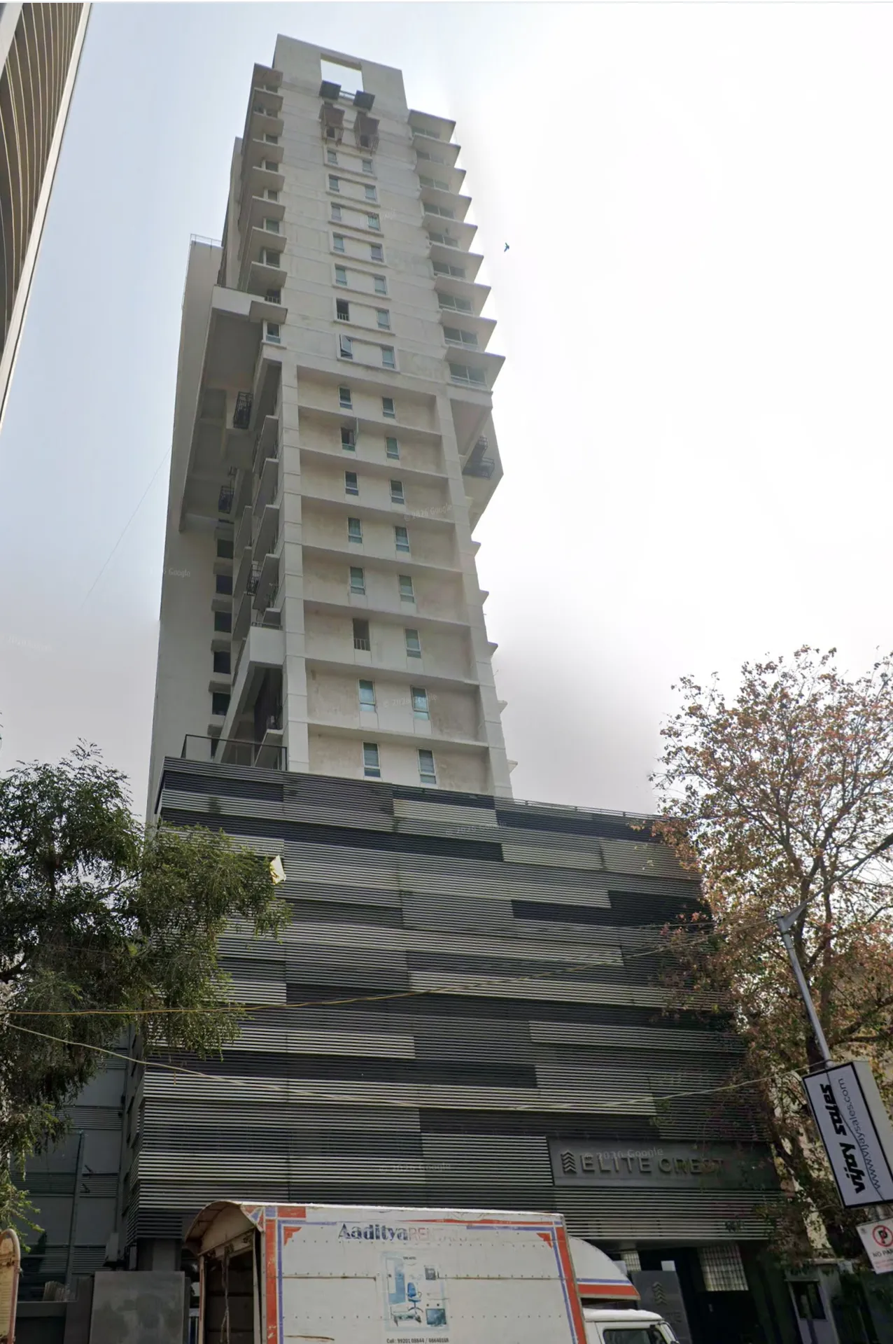 Elite Crest in Tardeo