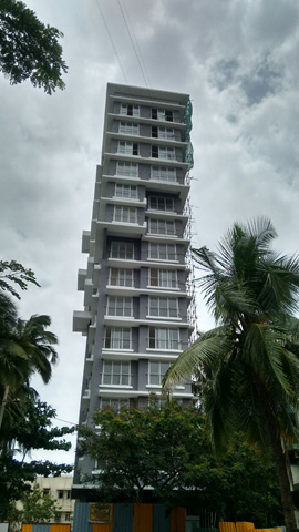 Mantri Sujata in Santacruz West