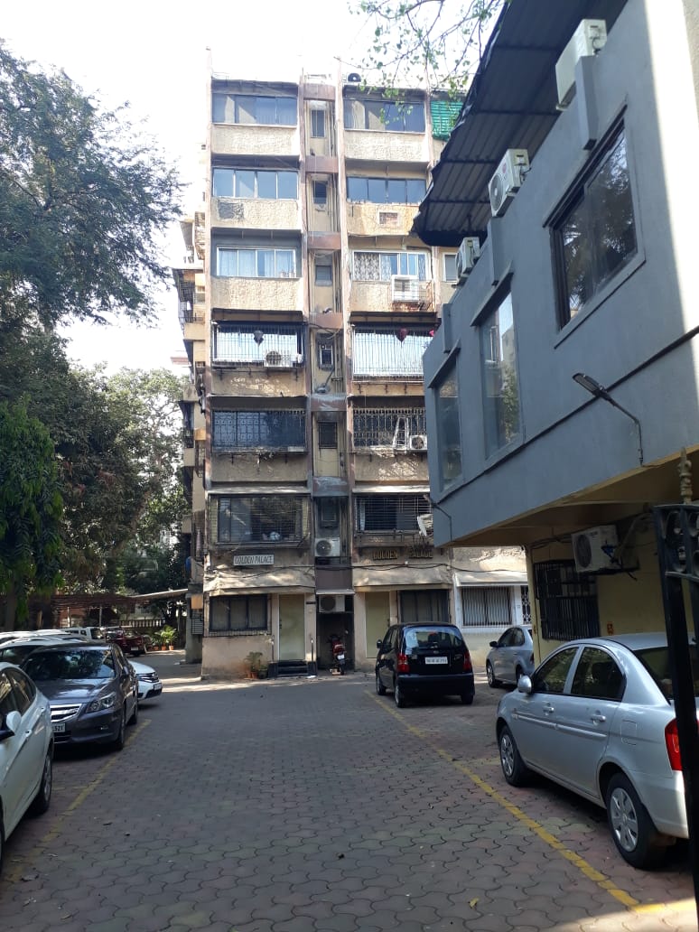Golden Palace in Bandra West
