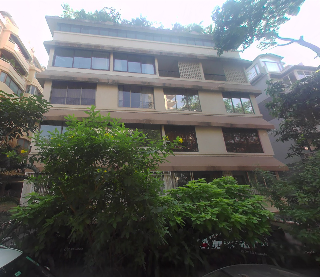 Ratnam Apartments in Walkeshwar