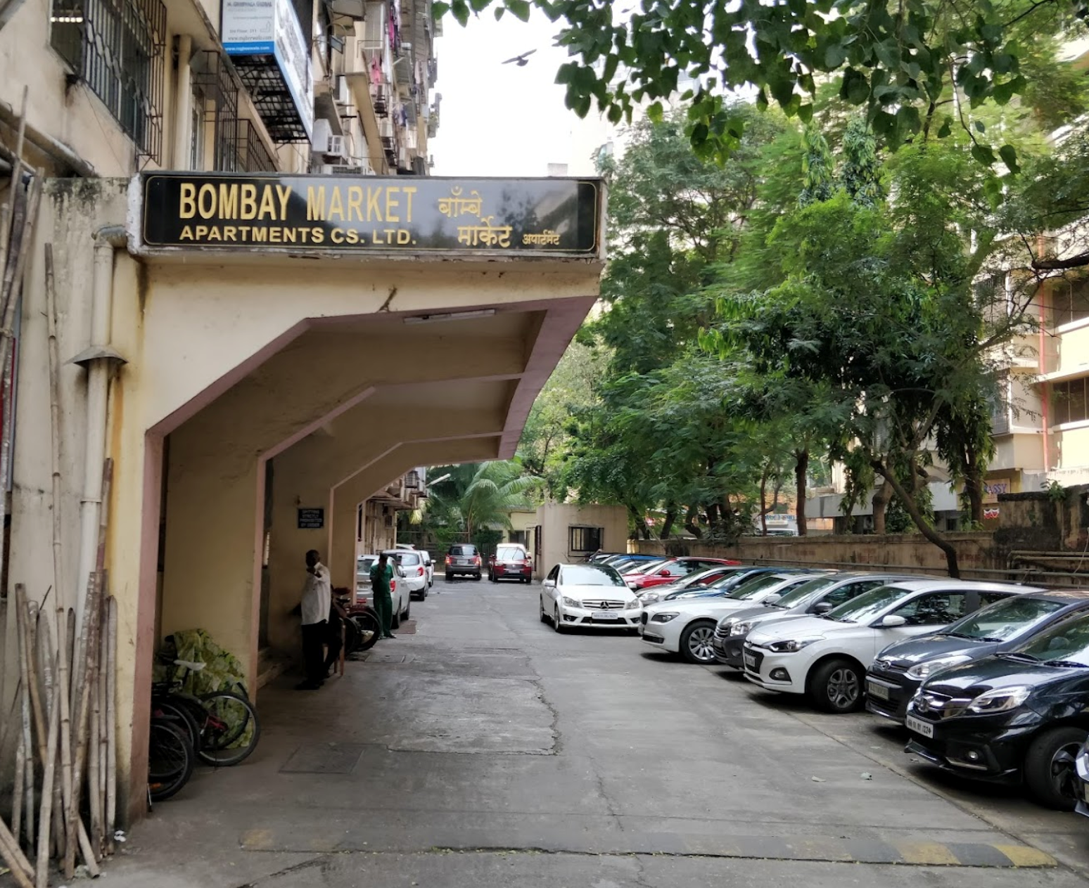 Office Bombay Market in Tardeo
