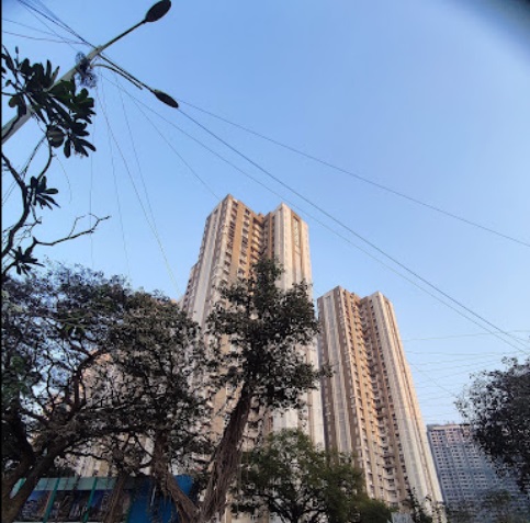 1.5 Lodha Amara