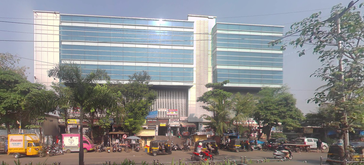 Manthan Plaza in Santacruz East