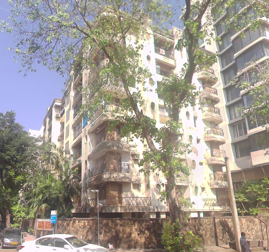 Padmanabhan — Juhu