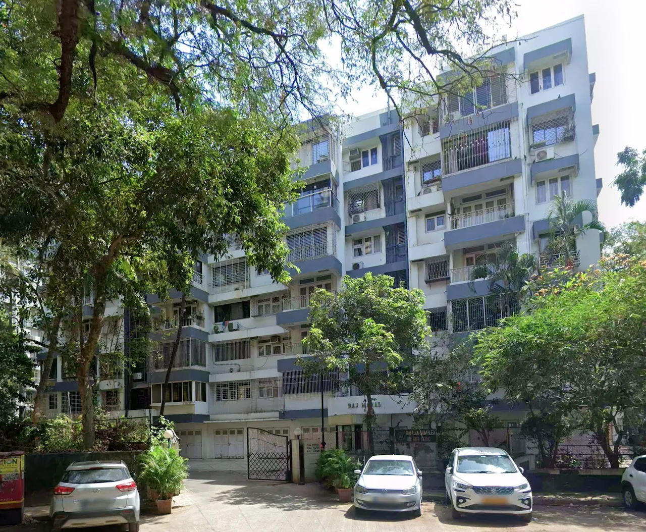 1 Raj Mahal
