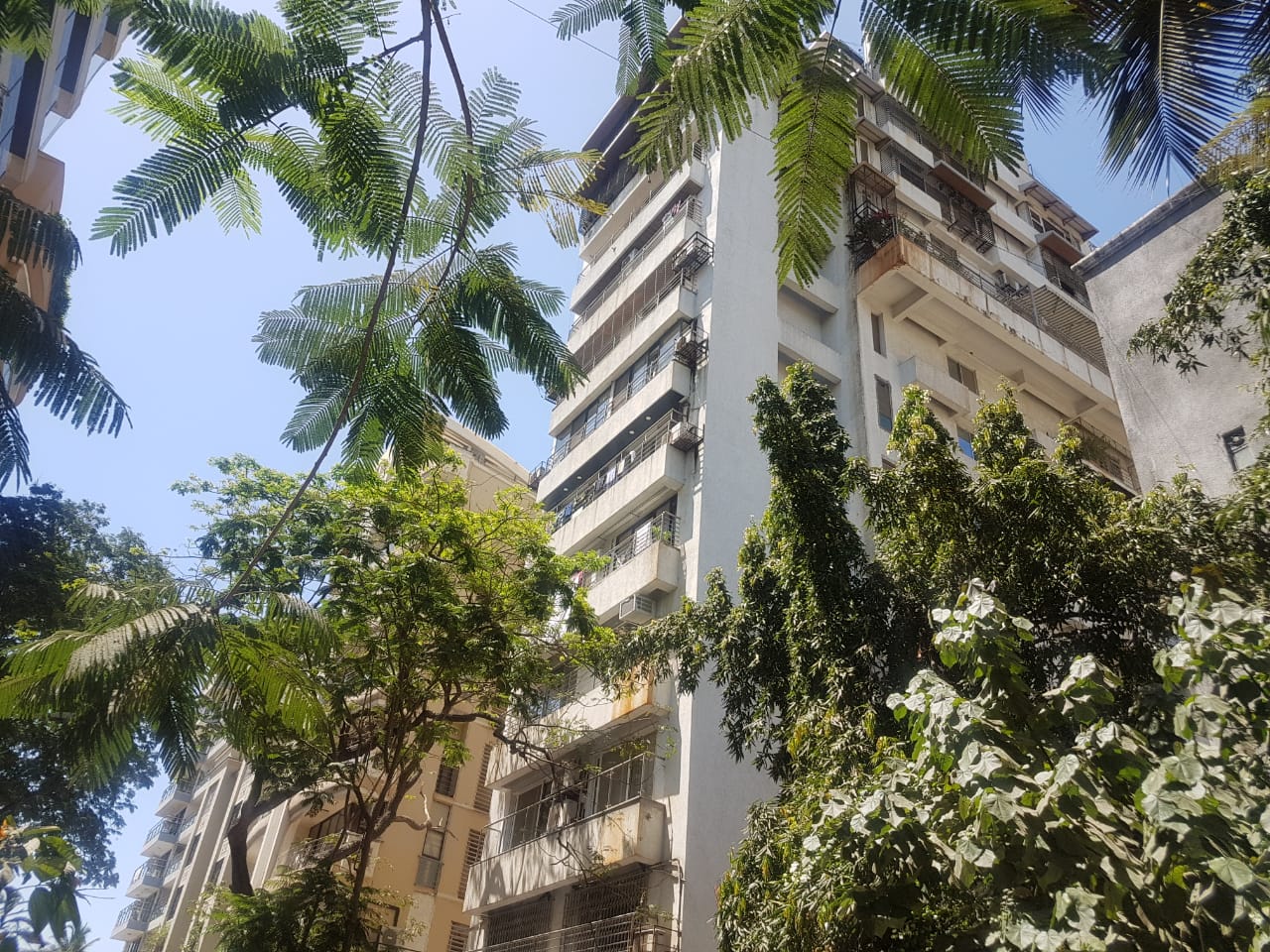 Agarwal House in Juhu