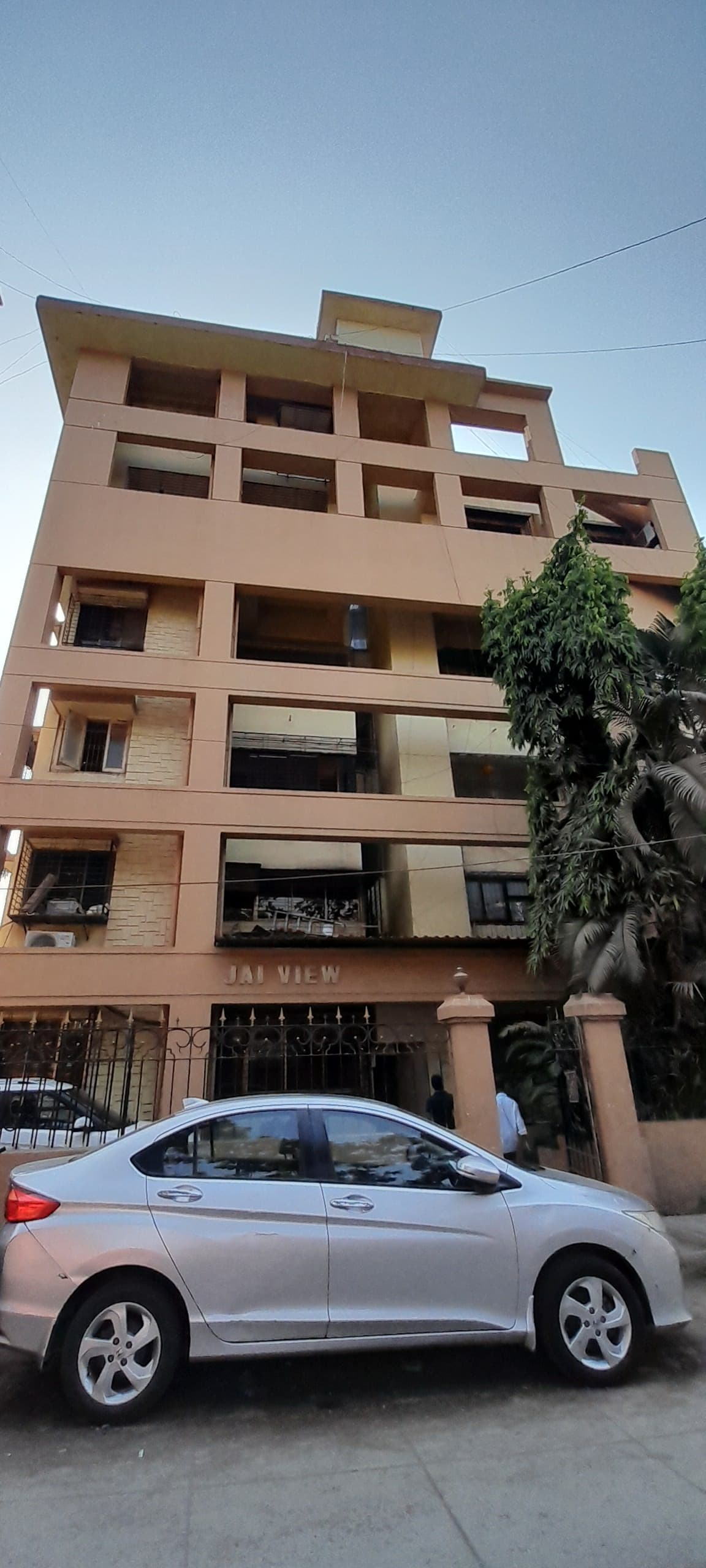 3 BHK Jai View in Santacruz West