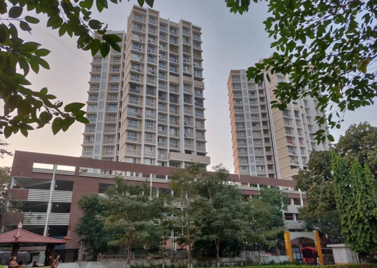 Aspen Garden — Goregaon East (1)