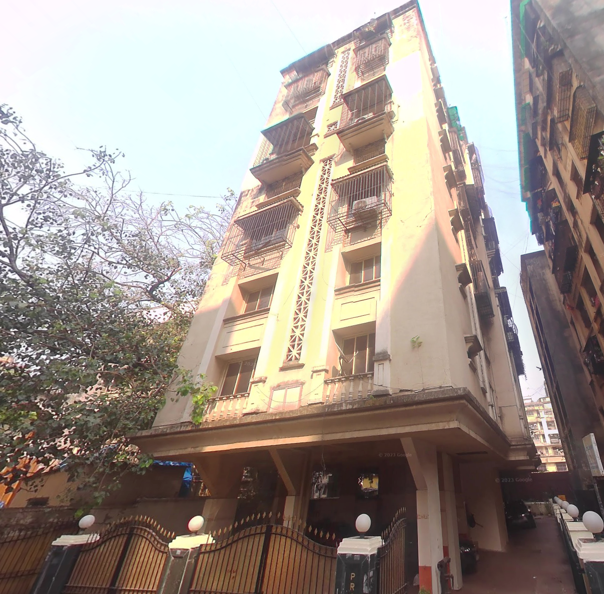 3 BHK Prarthana Apartment in Bandra West
