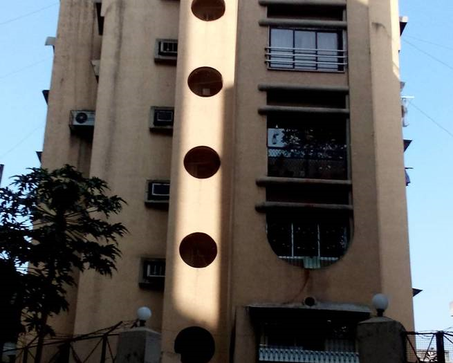 3 BHK Snehal Apartments in Bandra West
