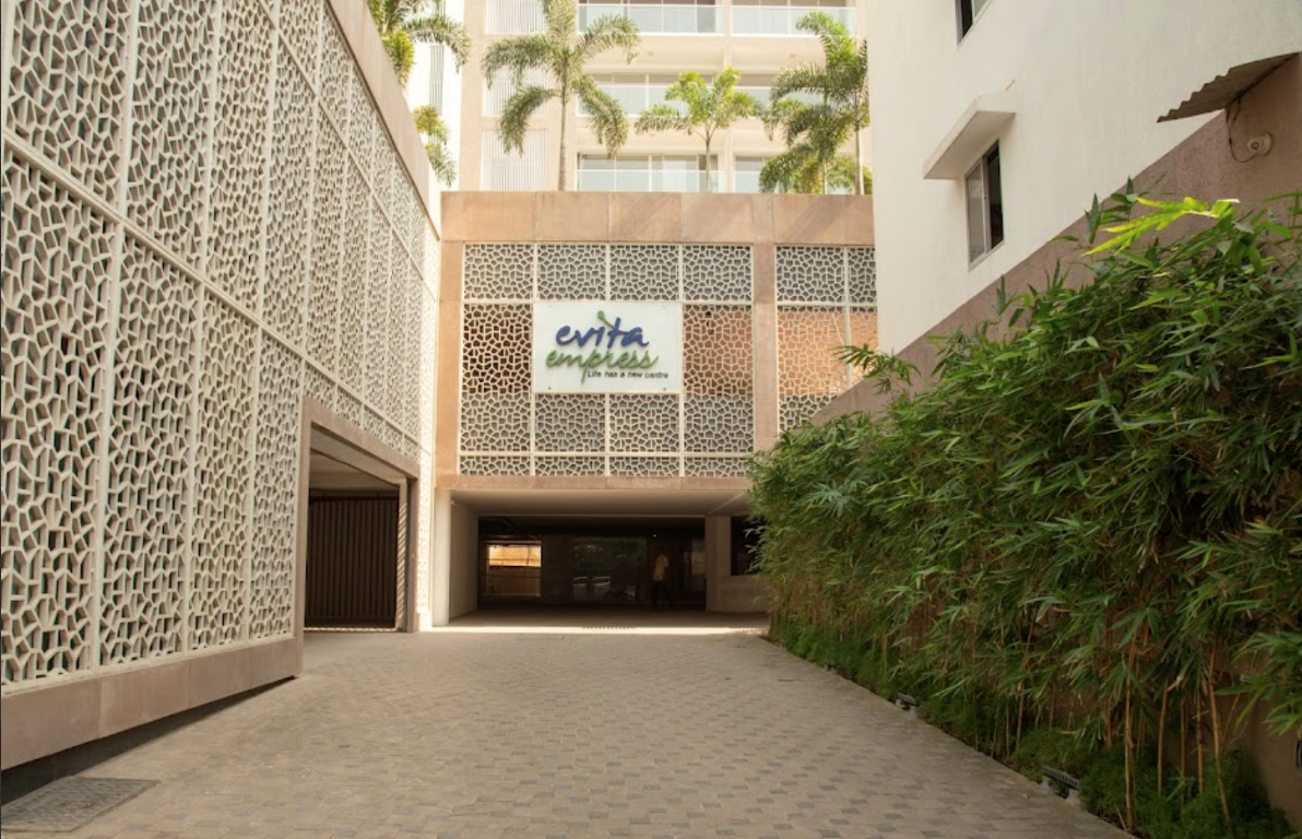 Evita Empress flat for rent - Image 3